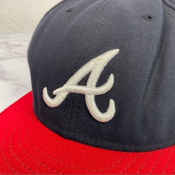 New Era 59Fifty Atlanta Braves Dark Blue Red Fitted Hat Cap 7 3/8 - Picture 2 of 6